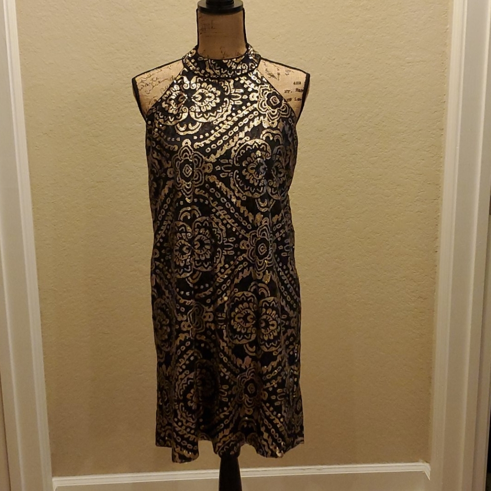 Sequined Cocktail Drezz